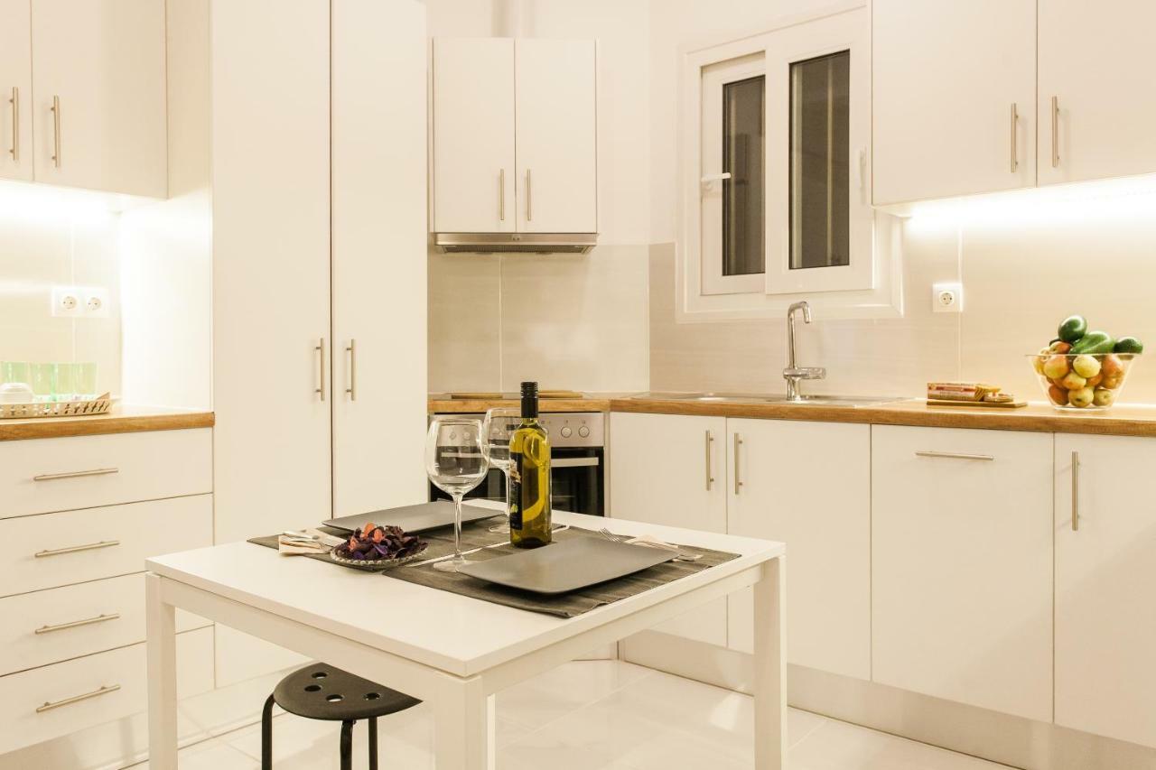 Classy And Stylish Private Apartment At Acropolis Museum Metro Station Афіни Екстер'єр фото